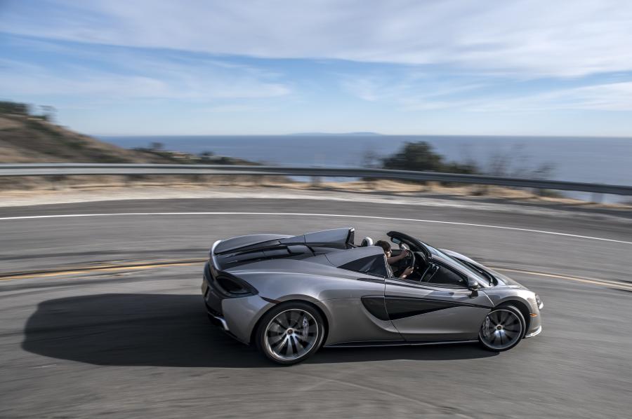  McLaren 570S Spider 2017 года  (NA) (фото 30 из 42)